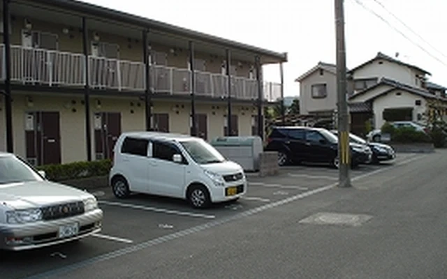 レオパレスグリーングラス 2