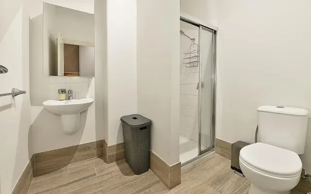 studio near Elizabeth Street 1