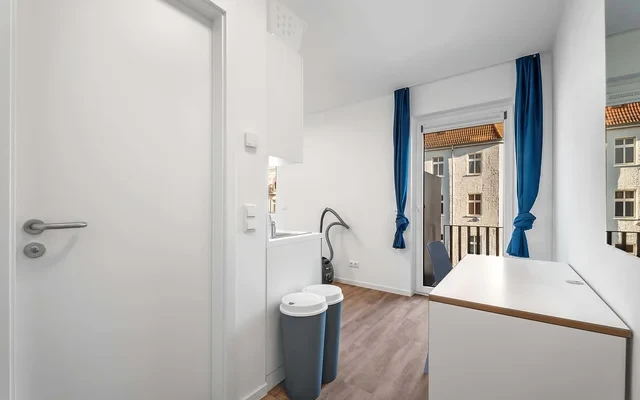 Fully furnished studio with balcony - Nearby HTW University 2