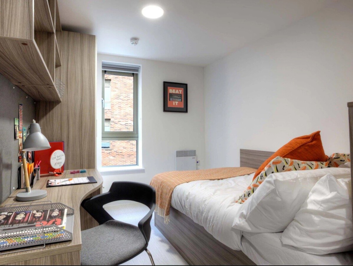 Bronze Sky View En Suite