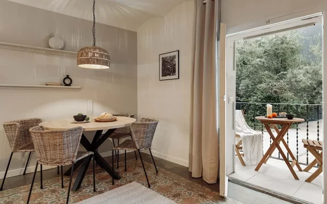 Poblet - 2 bedrooms and balcony in Poblenou 3