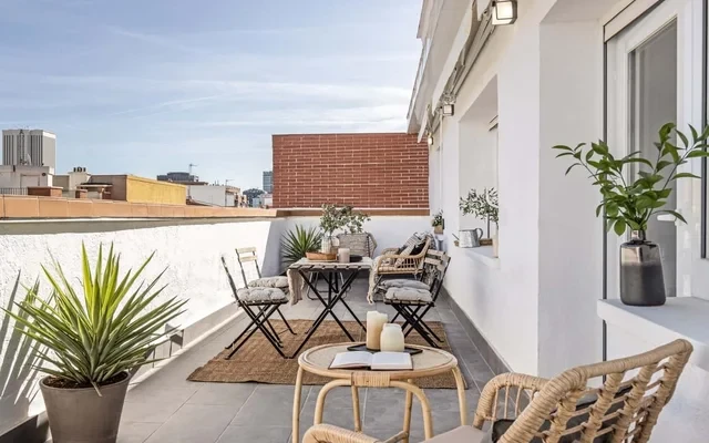 Gerri - 2 bedrooms and terrace in Rios Rosas 0