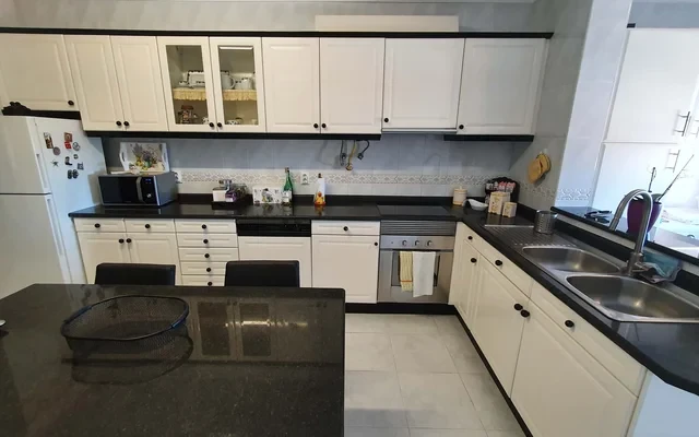 3-bedroom apartament in Rua Doutor Angelo Graca, Oia 4