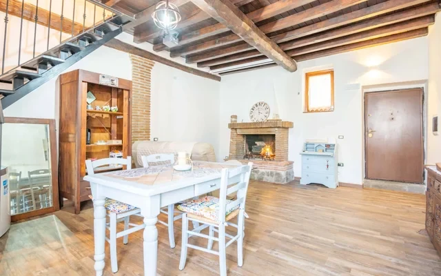 Apartment in Via Girolamo Tamburri, Bracciano for 70 m² with 1 bedroom 2