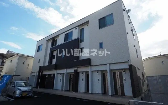 メゾン アンソレイユ 3階 - Koshigaya student accommodation