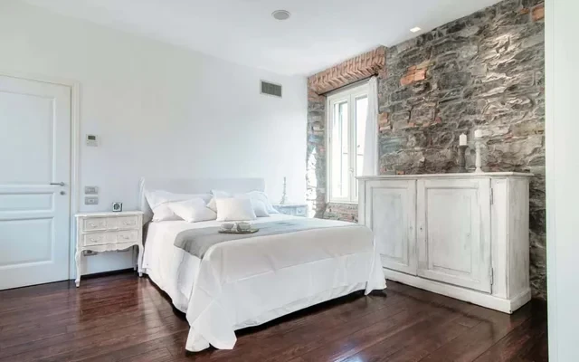Apartment in Via Morazzone Pier Francesco Mazzucchelli 1