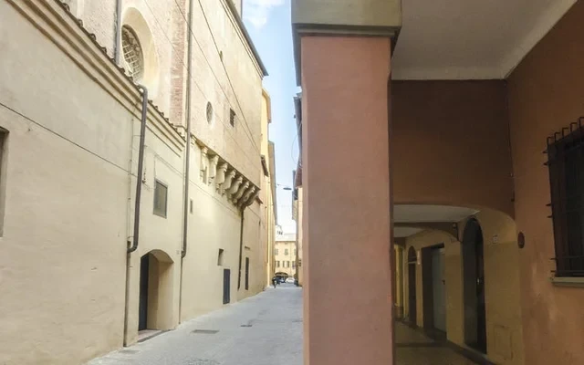 Via de' Chiari 1