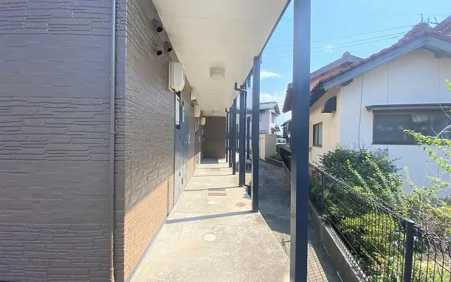 レオパレスチェリオ 1