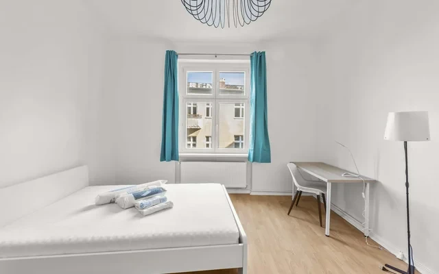 Hermannstr. 233, 12049 Berlin 1