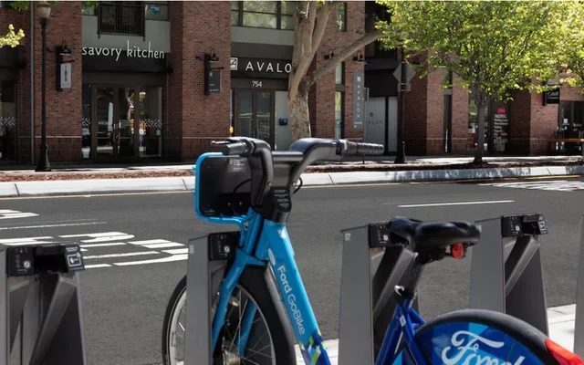 Avalon at Cahill Park 3