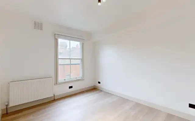 West Cromwell Road, Earls Court 3