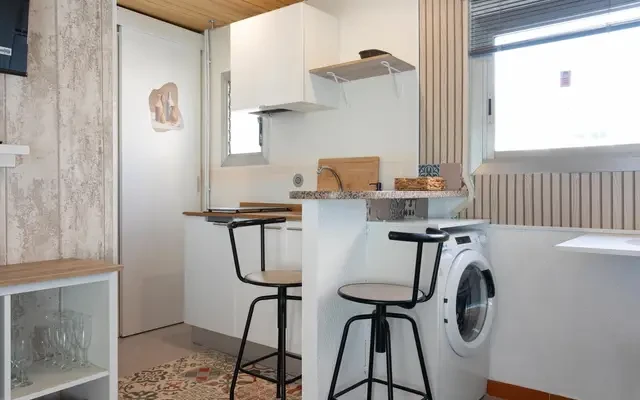 studio in La Bordeta 3