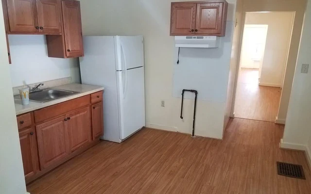Gibbs Ct Unit 8, Waltham, MA 02452 2