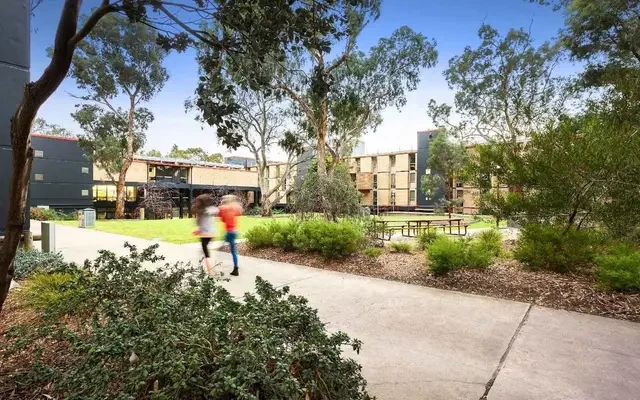 La Trobe University - Menzies College 3