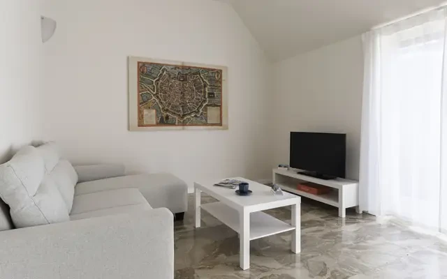 Porta Tenaglia 3 0