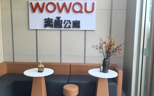 窝趣上海宝安公路地铁站公寓 1