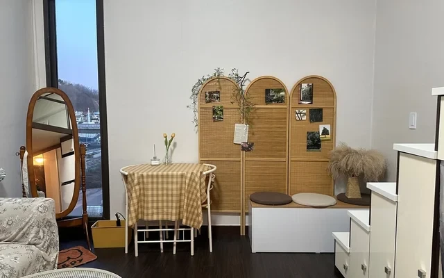 Cozy Loft near Hongdae & Yeonnam – 1min to Gajwa Statio 0