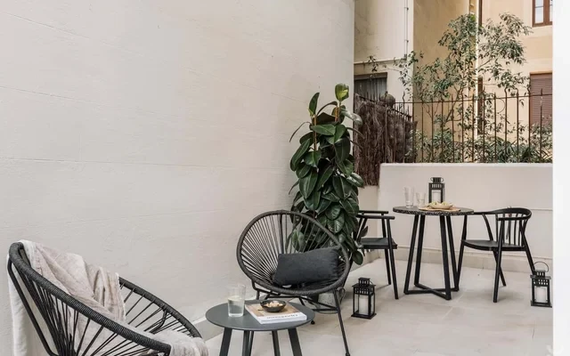 Halite - 2 bedrooms, terrace, and balcony in Gracia 0