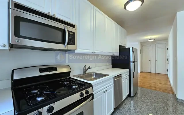 282 Cabrini Boulevard 3