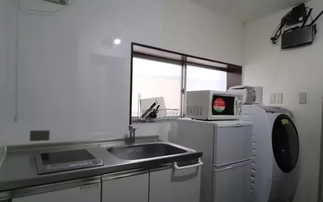 V31 Co-living house R 新大久保3 3