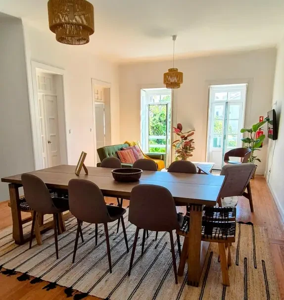 apartment near Rua do Carril