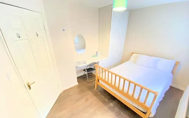 11 James Street - コークの学生向け宿泊施設 - Double Room