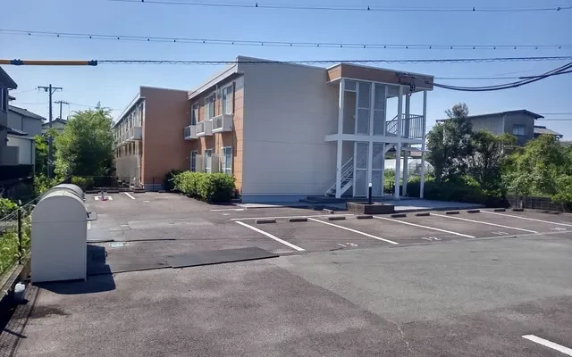 レオパレスアヴニール 4