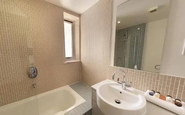apartment in Richmond 3