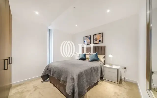 Landmark Pinnacle, London E14 0