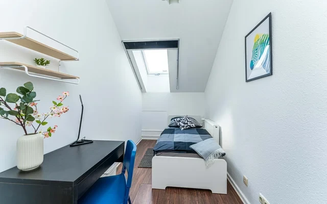 Koepenicker Strasse Berlin 10179 Germany 2