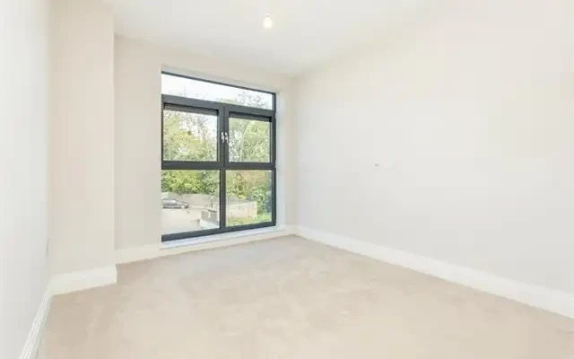 Muswell Hill, London, N10 3PJ 2