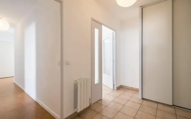 Cosy double bedroom not far from the Université Jean Moulin Lyon 3 2
