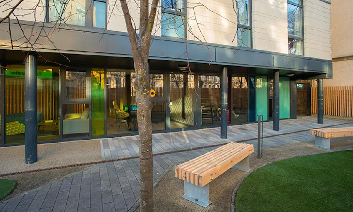Thumb 8