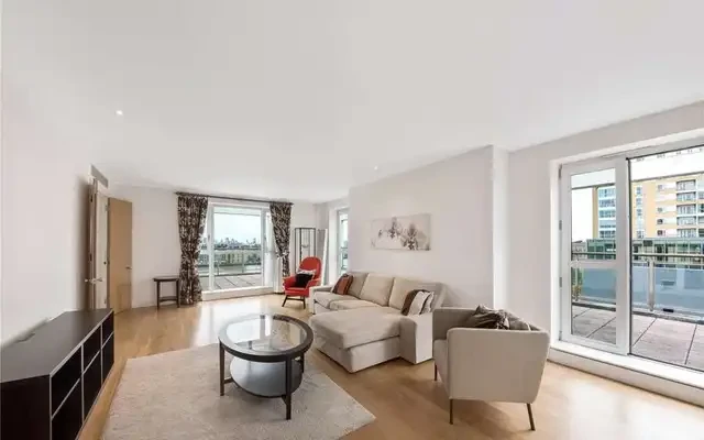 Hanover House 4