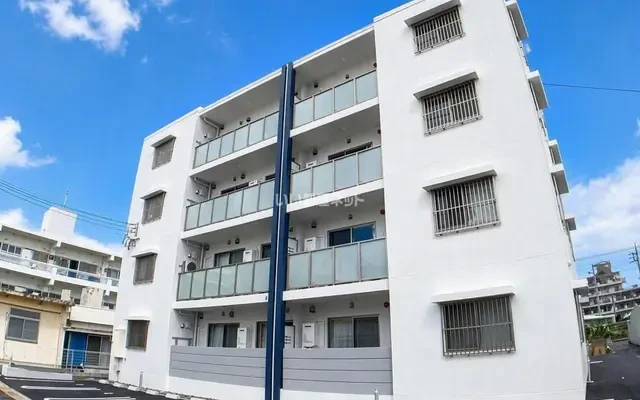 アーバンヒルズ 野嵩 3階 - Ginowan student accommodation