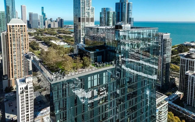Arrive Michigan Avenue 2