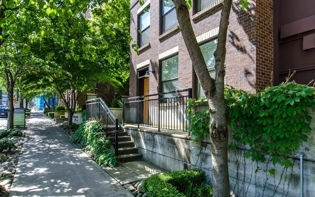 Alcyone Apartments 4