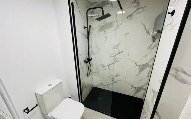 apartment near C. del Parque Eugenia de Montijo 3