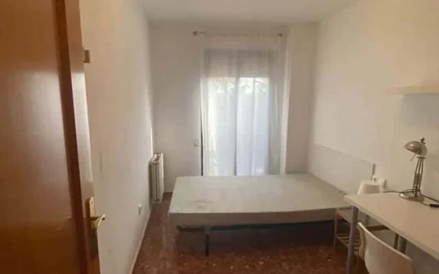 Piso de 4 habitaciones en Jesus 0