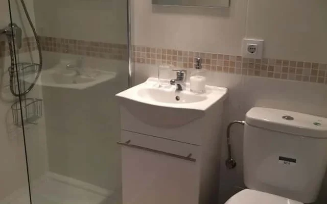 Piso de 5 habitaciones en Extramurs 3