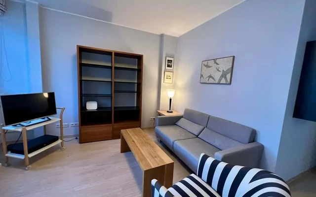 Schluterstrasse 1