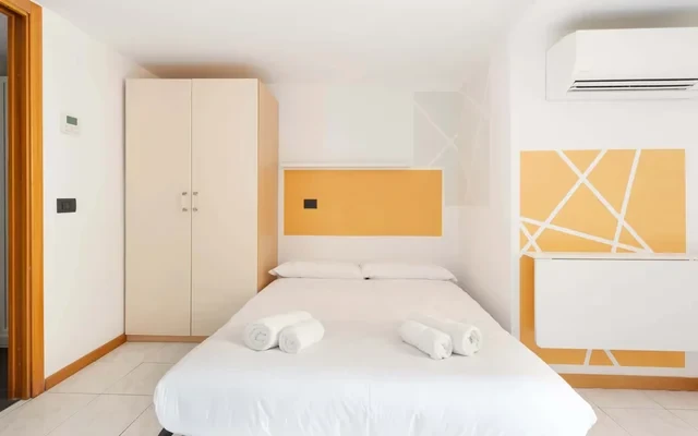 Milano-Corso Magenta  APT! 0