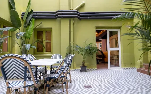 residence in Almagro (Chamberí) 2