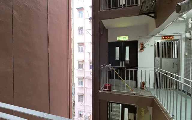 Yau Ma Tei | Li Xing Building Apartment 3