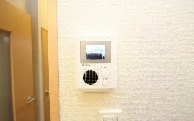 レオパレス葵 2