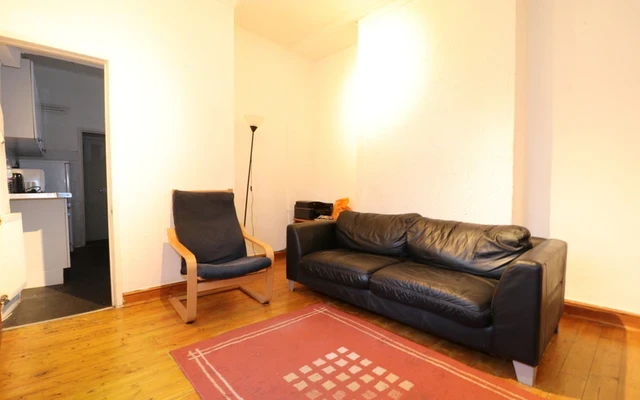 Entire Place·3B3B···78 Winchester Street 4