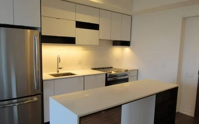 3009 - 4065 Confederation Parkway 3