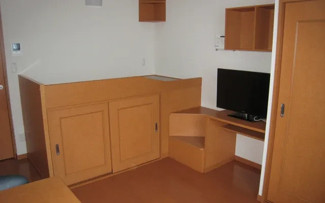 レオパレス六田 - Higashine student accommodation - 103号房间(带独立厨房)