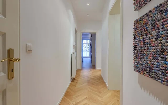 Apartment in Lychener Strasse, Berlin for 65 m² with 1 bedrooms 2