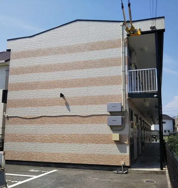 レオパレスアイ